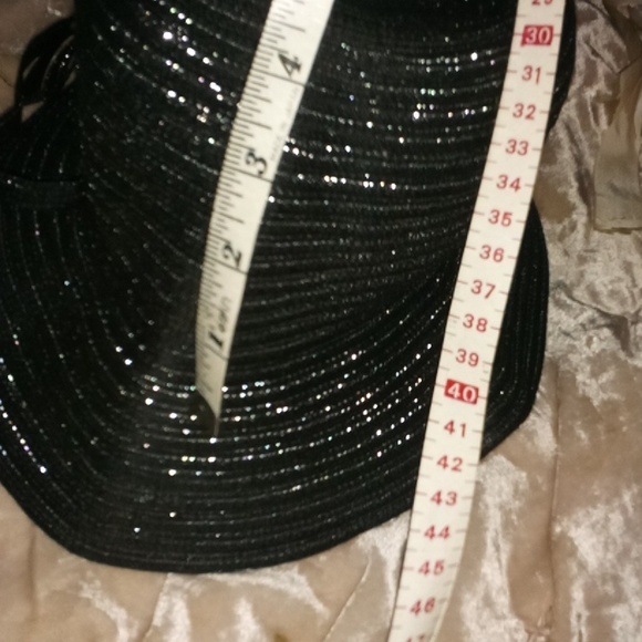 New adjustable floppy hat - Picture 7 of 7